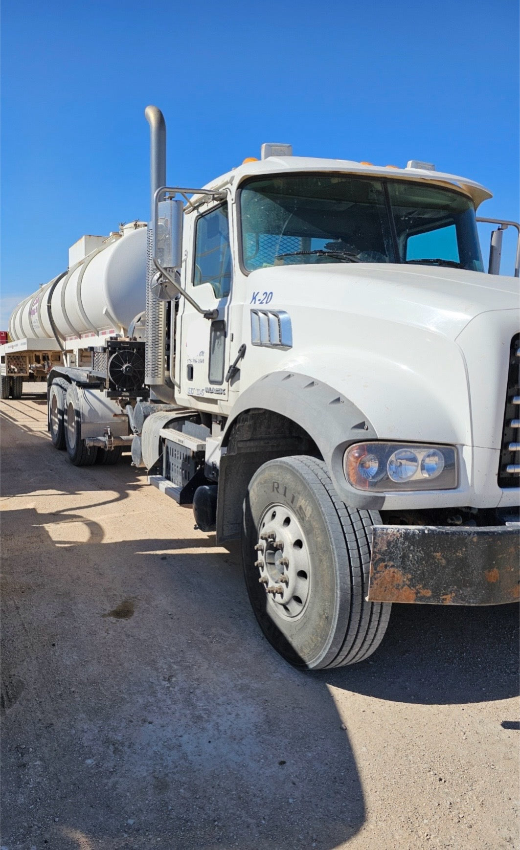 2016 Mack GU Granite