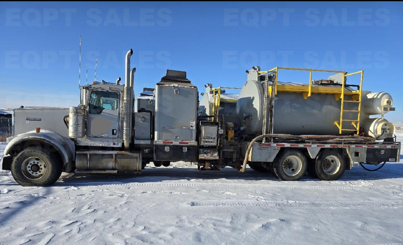 (SOLD) 2015 Kenworth Hot Oil Truck (Truck 12)