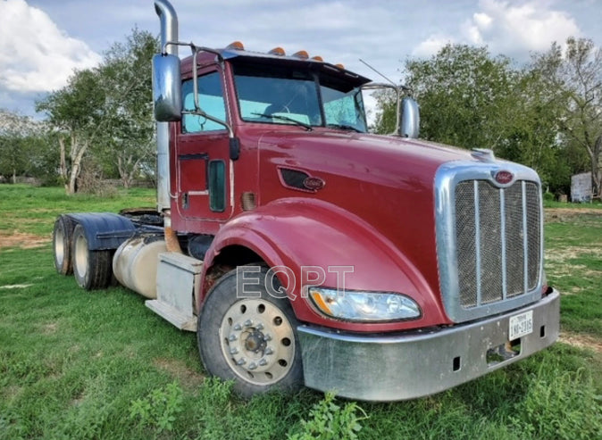 (SOLD) 2010 Peterbilt 386