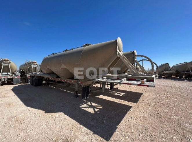 (SOLD) Stephen's 1000 cu ft Pneumatic Sand Trailers